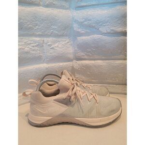Nike Women's Size 9.5  Metcon Flyknit 3 MTLC  Athletic Shoes BQ8797-001